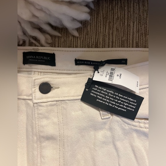 Banana Republic - cream barrel Jean - Picture 8 of 9